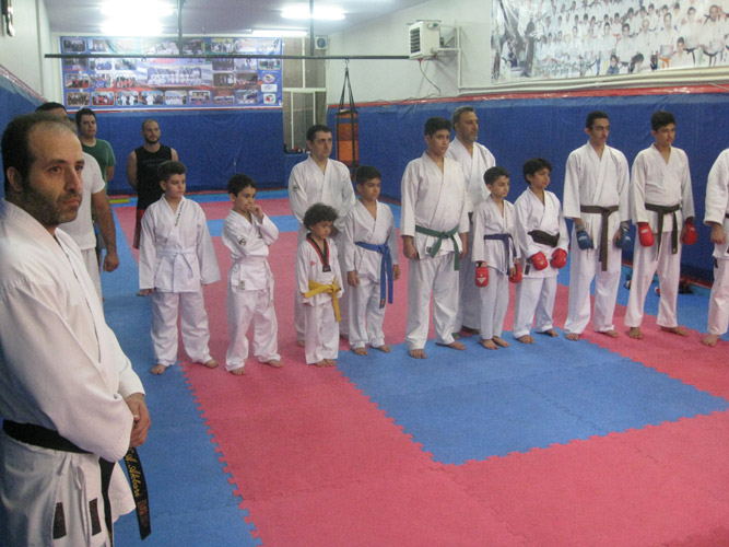 جلسه حضور اساتید در باشگاه آراباکس